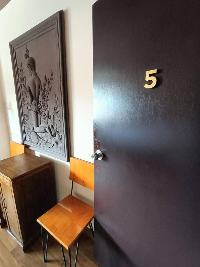 Soft Night Barzaar Hostel Τσιάνγκ Μάι Εξωτερικό φωτογραφία
