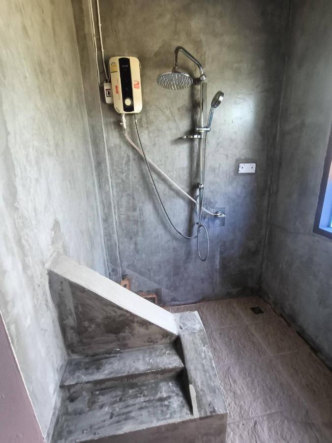 Soft Night Barzaar Hostel Τσιάνγκ Μάι Εξωτερικό φωτογραφία