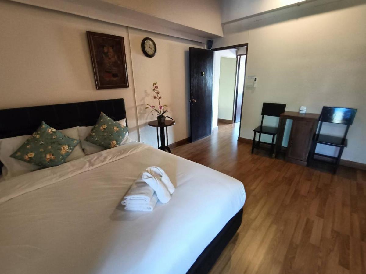 Soft Night Barzaar Hostel Τσιάνγκ Μάι Εξωτερικό φωτογραφία