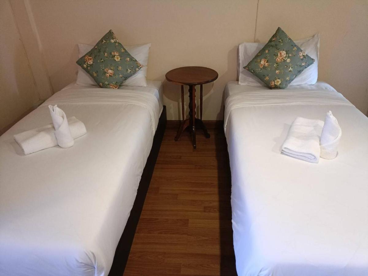 Soft Night Barzaar Hostel Τσιάνγκ Μάι Εξωτερικό φωτογραφία