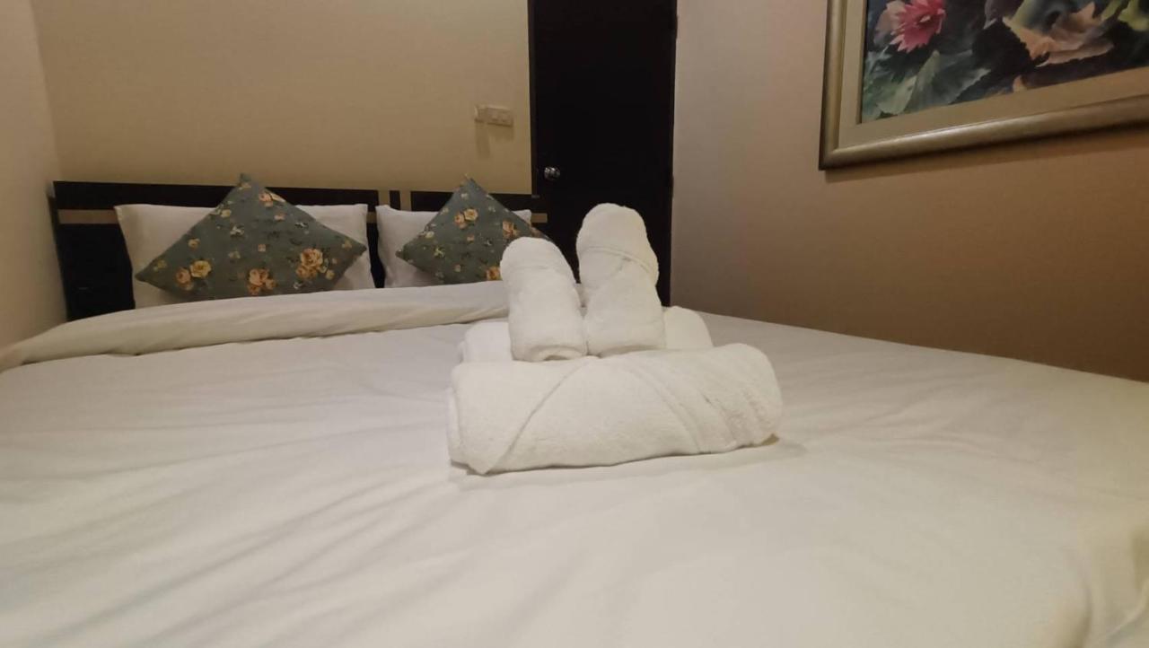 Soft Night Barzaar Hostel Τσιάνγκ Μάι Εξωτερικό φωτογραφία